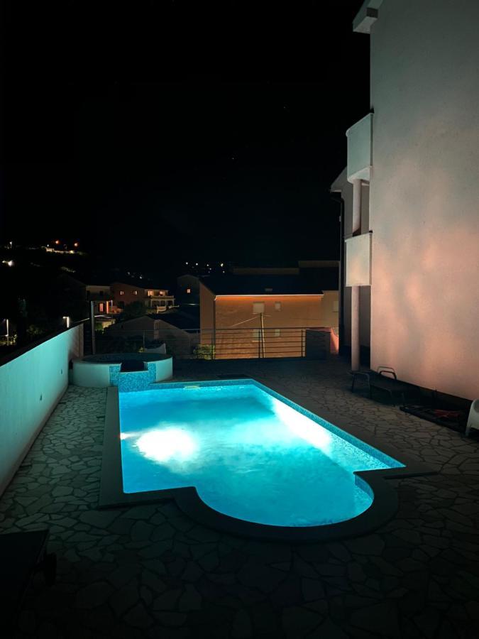 Apartments Cosic Klenovica Exterior photo